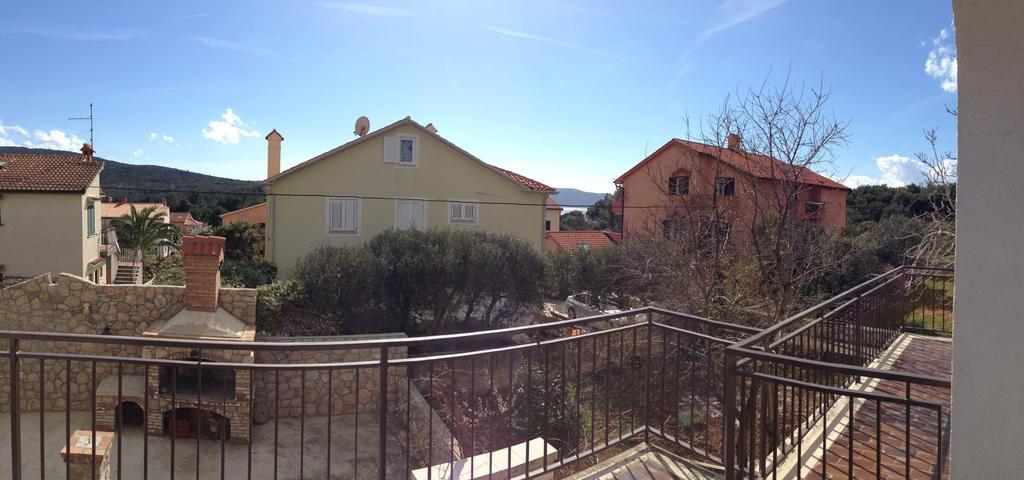 Guesthouse Maver Cres Zimmer foto